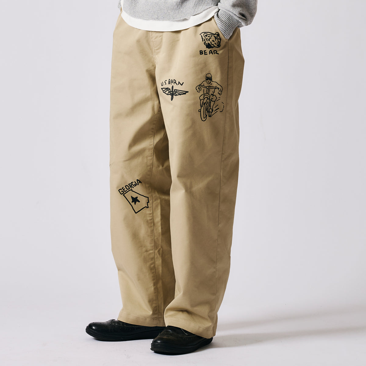 NEAT × canterbury EMB CHINO PANTS 公式・アウトレット】NEAT × カンタベリー エンブロイダリー