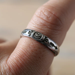 
                  
                    Load image into gallery viewer 【NORTH WORKS】Smile Arrow Ring BR-6003W
                  
                
