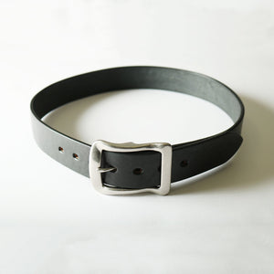 
                  
                    Load image into gallery viewer 【Tochigi leather】Big Buckle 40mm Leather Belt 【Silver Color Buckle】LE-4168
                  
                