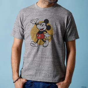 
                  
                    Load image into gallery viewer 【Start of sales】BARNS OUTFITTERS × Mickey Mouse &amp;quot;TSURIAMI&amp;quot; T-shirt BR-24167
                  
                